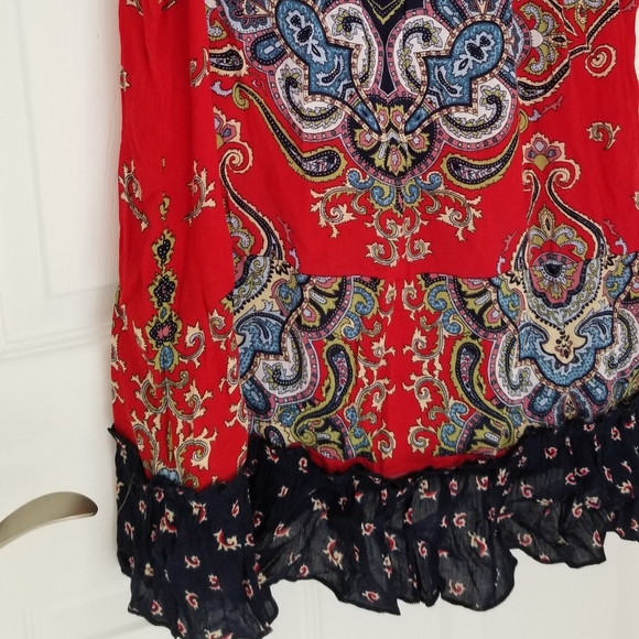 Red & blue paisley sleeveless top - Picture 6 of 8